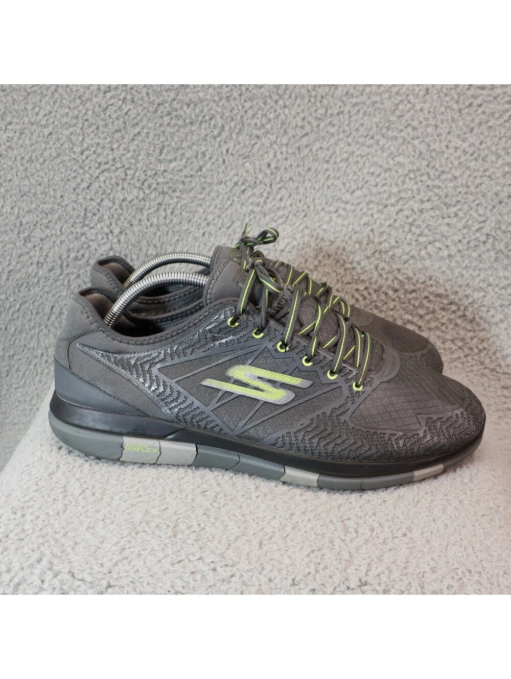 Skechers Go Flex Aviator Men sz 11 Grey Mesh Runner Train